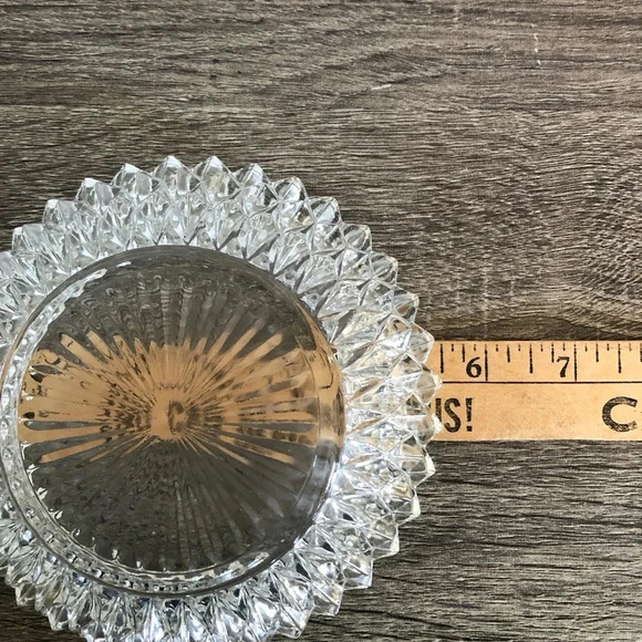 Vtg Sawtooth Edge Round Glass Ashtray - Picture 7 of 7